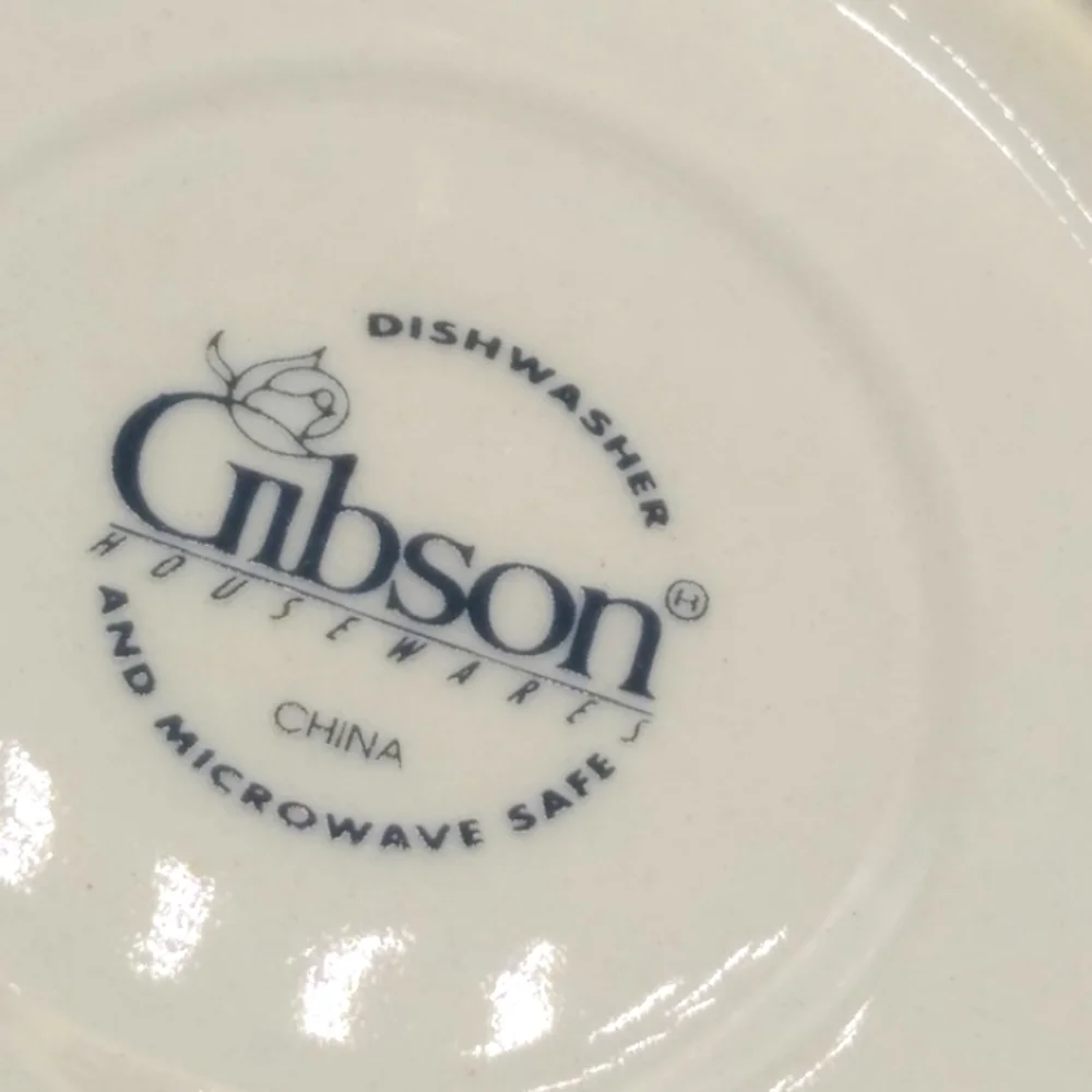 Gibson Housewares 4 Roseland Saucers 6.5